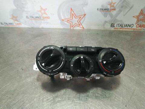 Foto 3ª: Mando Calefacción A. A. Peugeot 208 ACTIVE 92CV 68KW [9H06] (2014)