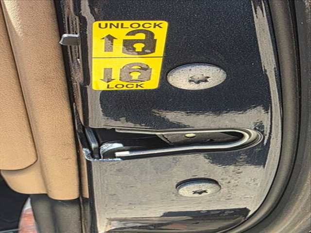 Cerradura Puerta Trasera Derecha Land Rover Range TD6 HSE 177CV 130KW