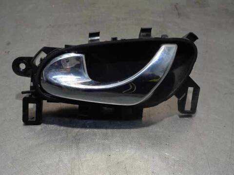Maneta Interior Trasera Izquierda Nissan Qashqai ACENTA 116CV 85KW