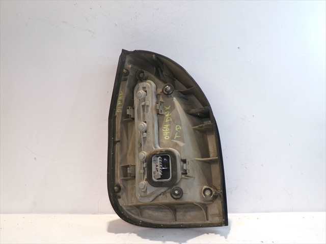 Foto 2ª: Piloto Trasero Derecho Opel Zafira 2.2 DTI MODELO A, 1999-2005 [Y22DTR] (2005)