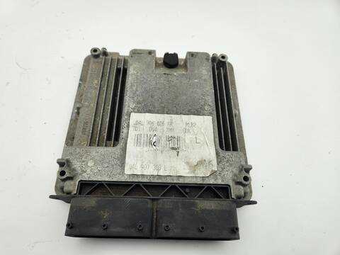 Centralita Motor ECU Audi A4 BASICO AVANT 150CV 110KW