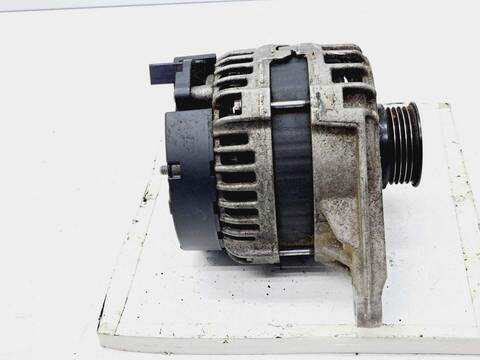 Foto 3ª: Alternador Mercedes Clase C 160 CLA 220 CDI 117.303) 177CV 130KW [651930] (2015)