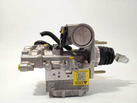 Foto 2ª: Abs Toyota Yaris 1.5 HYBRID NHP130_) 101CV 74KW [1NZFXE] (2015)