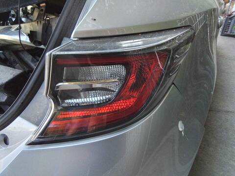 Foto 2ª: Piloto Trasero Derecho Toyota Corolla 1.8 98CV 72KW [2ZRFXE] (2022)