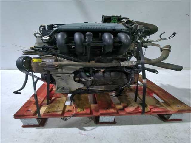 Foto 3ª: Motor Completo Renault Clio 1.2 BB0A BB0F BB10 BB1K BB28 BB2D BB2H CB0A ... 58CV 43KW [D7F 710,D7F 720,D7F 722,D7F 726,D7F 744,D7F 746,D7] (1999)