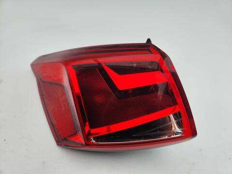 Foto 1ª: Piloto Trasero Izquierdo Seat Arona 1.0 TSI STYLE [DLAA] (2021)