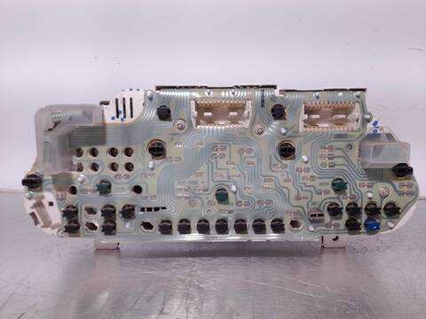Foto 3ª: Cuadro de Instrumentos Volvo V40 1.9 D 95CV 70KW FAMILIAR [D4192T2] (1999)