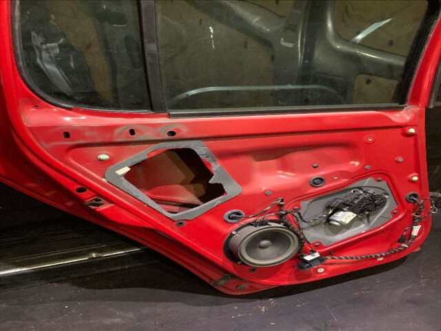 Foto 2ª: Puerta Trasera Izquierda Skoda Fabia 1.4 16V86CV 0CV [BXW] (2008)