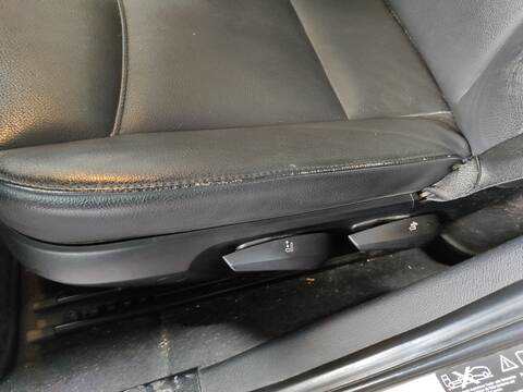 Foto 2ª: Asiento Delantero Izquierdo Bmw X1 2.0 D E84) 177CV 130KW N47D20C (2010)