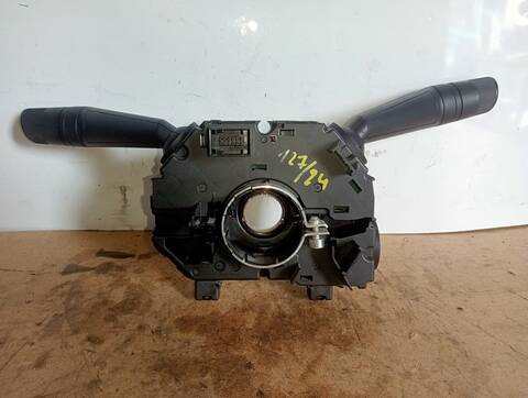Foto 3ª: Mando Multifuncion Fiat Doblo ACTIVE 1 16V JTD CAT 90CV [263A2000] (2010)