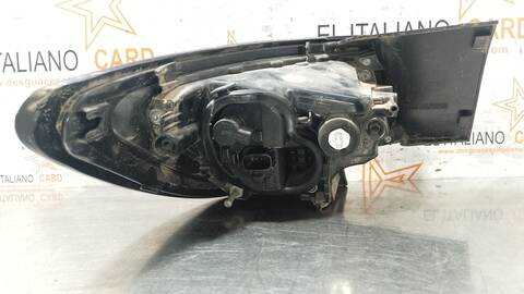 Foto 3ª: Piloto Trasero Derecho Opel Astra BUSINESS 110CV 81KW [B16DTE] (2017)