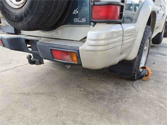 Foto 2ª: Paragolpes Trasero Mitsubishi Montero SIN PAPELES