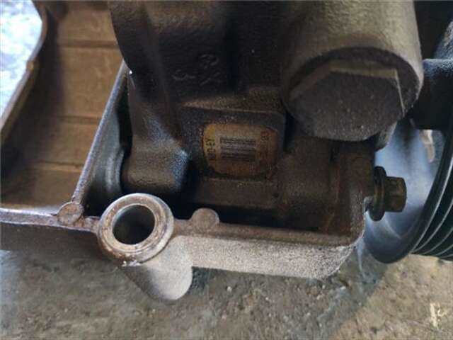 Foto 2ª: Bomba Servodireccion Ford Fiesta 1.8 D [RTJ]