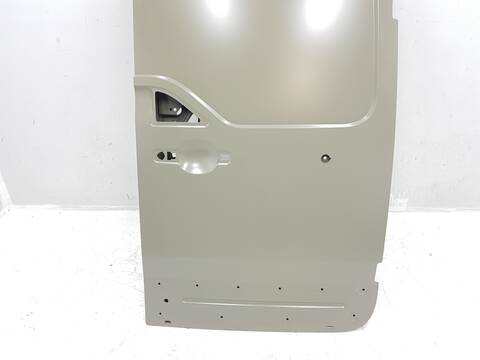 Foto 2ª: Puerta Trasera Derecha Renault Master L2H2 HKA 35T [M9T870] (2011)