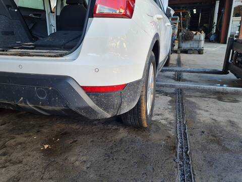 Foto 3ª: Paragolpes Trasero Seat Arona 1.0 TSI STYLE [DKLA] (2019)