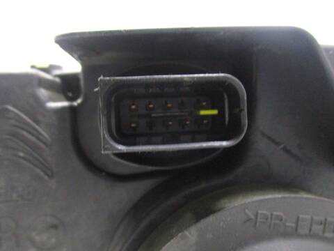Foto 3ª: Faro Derecho Citroen C4 HN05 (2019)