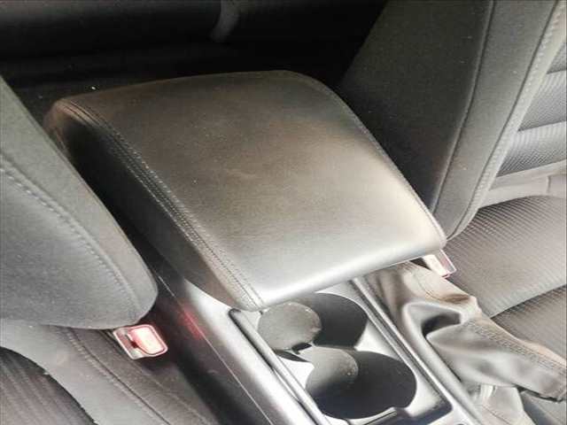 Consola Central Mazda 6 SHY1 FAMILIAR