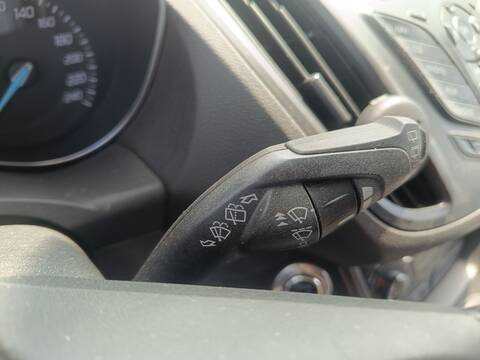 Foto 2ª: Mando Multifuncion Ford Kuga TITANIUM 140CV 103KW (2014)