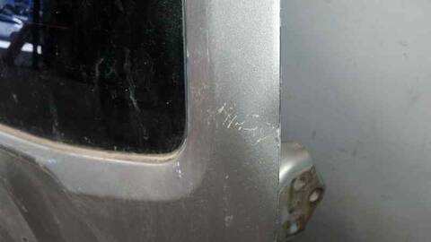 Foto 2ª: Portón Mitsubishi Montero 3.2 DI-D GLS 3-PTAS.) 160CV 118KW [4M41] (2002)