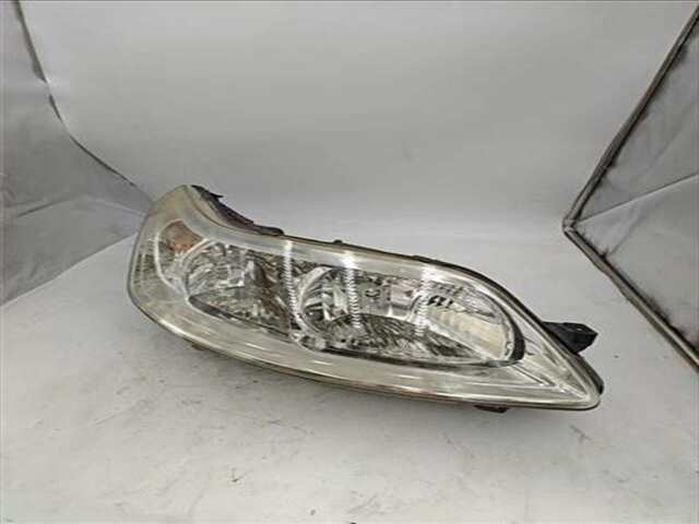 Foto 3ª: Faro Derecho Citroen C4 1.4 SX [1.4 LTR. - 65 KW 16V] [KFU / ET3J4]