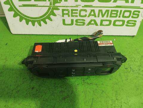 Foto 3ª: Mando Climatizador Ford Focus 1.6 16V CAT BERLINA 101CV 74KW [HWDA] (2006)