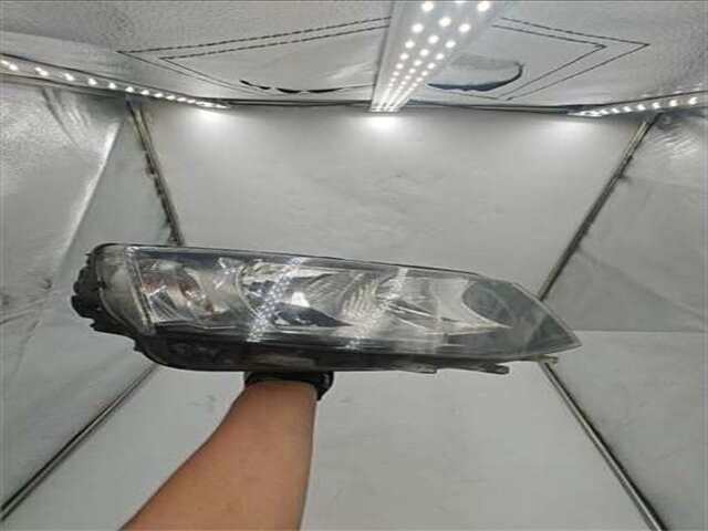 Foto 2ª: Faro Derecho Skoda Octavia 1.6 LIKE [1.6 LTR. - 81 KW TDI DPF] [CXXB]