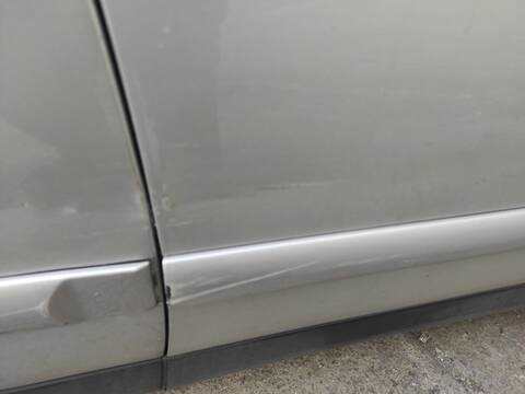 Foto 2ª: Puerta Delantera Derecha Citroen C5 RFN BERLINA (2002)