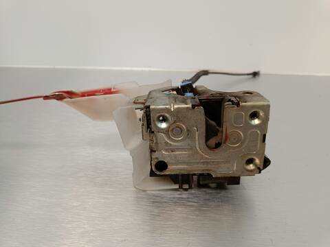 Foto 4ª: Cerradura Puerta Delantera Izquierda Renault Clio 1.2 16V ALIZE 80CV 59KW [F9Q H7] (2000)