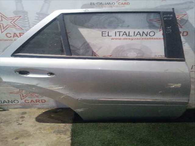 Foto 1ª: Puerta Trasera Derecha Mercedes Clase ML 300 3.0 CDI W164) 224CV 165KW AUT. OM642 [OM642940] (2008)