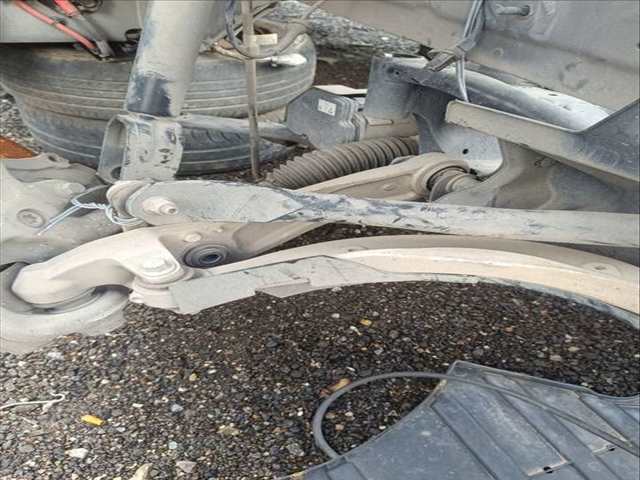 Brazo Suspension Delantero Derecho Jaguar XE PRESTIGE 179CV 132KW