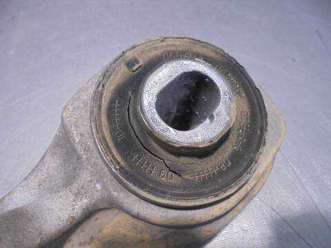 Foto 2ª: Brazo Suspension Delantero Derecho Mercedes Clase C 160 350 CGI 219.357) 292CV 215KW [M272985] (2008)