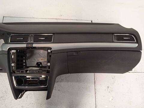 Foto 3ª: Salpicadero Skoda Superb 1.9 TDI 3T4) (2008)