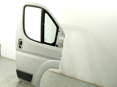 Foto 3ª: Puerta Delantera Derecha Fiat Ducato 130 MULTIJET 2 3 D 131CV 96KW FURGONETA [F1AGL411D] (2017)