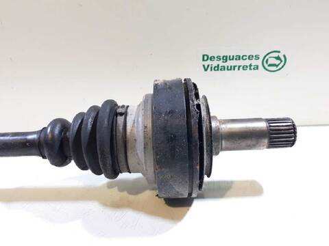 Foto 3ª: Transmision Trasera Derecha Mercedes Vito 2.1 CDI CAT 109CV 80KW (2005)