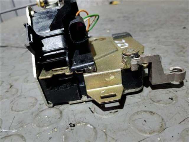 Foto 3ª: Cerradura Puerta Delantera Izquierda Bmw Serie 5 518 2.5 525TDS [2.5 LTR. - 105 KW TURBODIESEL CAT] [M51 D25 (25 6 T1)]