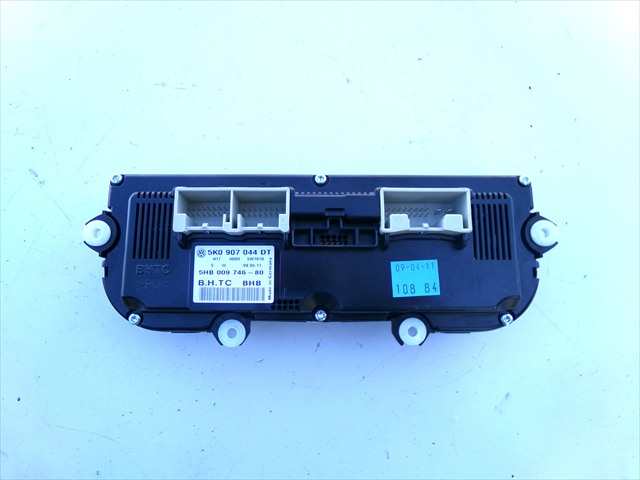 Foto 2ª: Mando Calefacción A. A. Volkswagen Passat 1.6 TDI 2010-2015 [CAY] (2011)