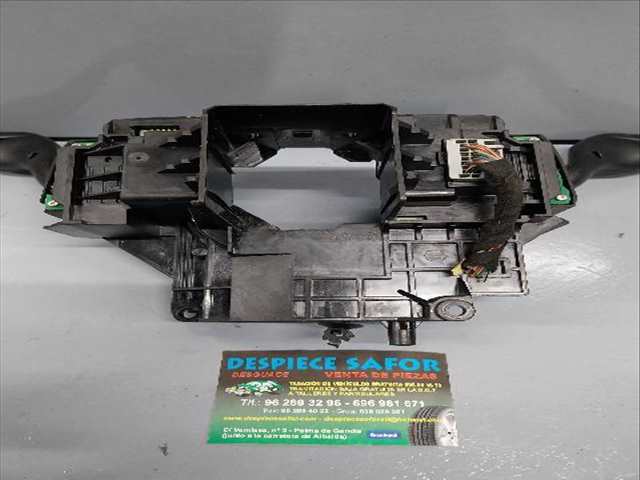 Foto 2ª: Mando Multifuncion Ford Focus 1.6 G [G-JQDB] (2011)