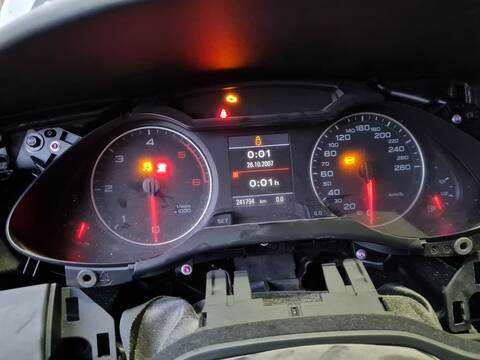 Foto 1ª: Cuadro de Instrumentos Audi A4 BASICO 143CV 105KW [CAGA] (2008)