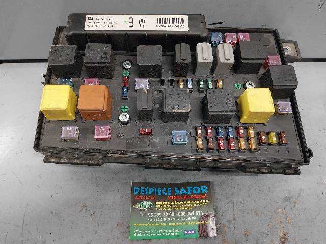 Caja Reles Fusibles Opel Astra 1.6 G
