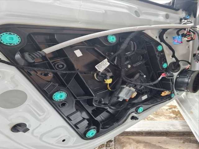 Elevalunas Eléctrico Delantero Izquierdo Skoda Octavia AMBITION PLUS 149CV 110KW