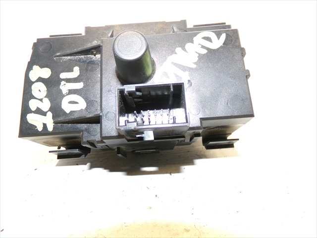 Foto 4ª: Mando Luces Bmw Serie 1 118 2.0 D E87, 2004-2013 [204DA] (2005)