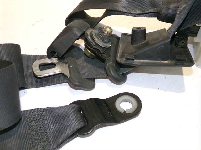Foto 3ª: Cinturón Delantero Derecho Dodge Stealth 3.0 G 24 VALVULAS 1991-1996 [6G72] (1991)