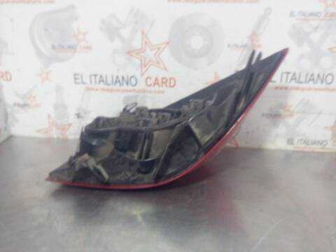 Foto 4ª: Piloto Trasero Derecho Nissan Primera ACENTA BERLINA 120CV 88KW [F9Q] (2005)