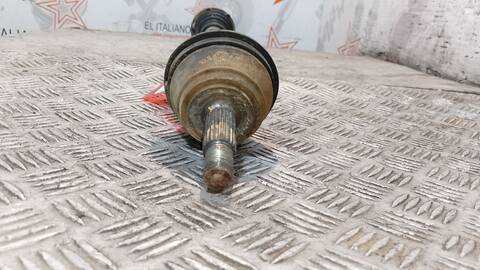 Foto 2ª: Transmision Delantera Derecha Volkswagen Golf GTI 112CV 82KW [G-PB] (1991)