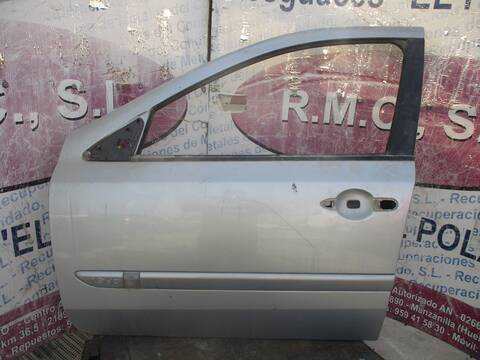 Puerta Delantera Izquierda Renault Laguna AUTHENTIQUE 120CV 88KW