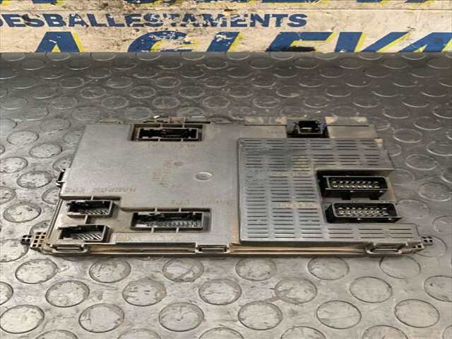 Foto 1ª: Caja Reles Fusibles Citroen Xsara 2.000 HDI90CV/66KW [RHY] (2002)