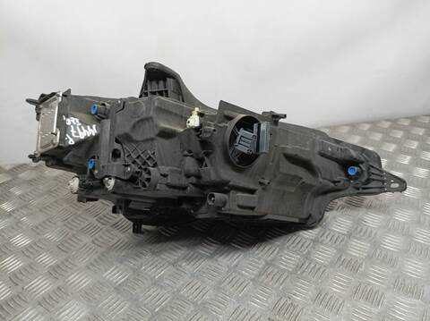 Foto 3ª: Faro Izquierdo Volvo V60 BASIS 150CV 110KW FAMILIAR [D4204T16] (2019)