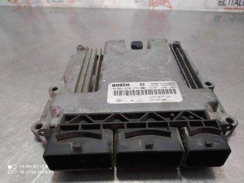 Foto 1ª: Centralita Motor ECU Dacia Sandero STEPWAY 90CV 66KW [K9K C6] (2014)