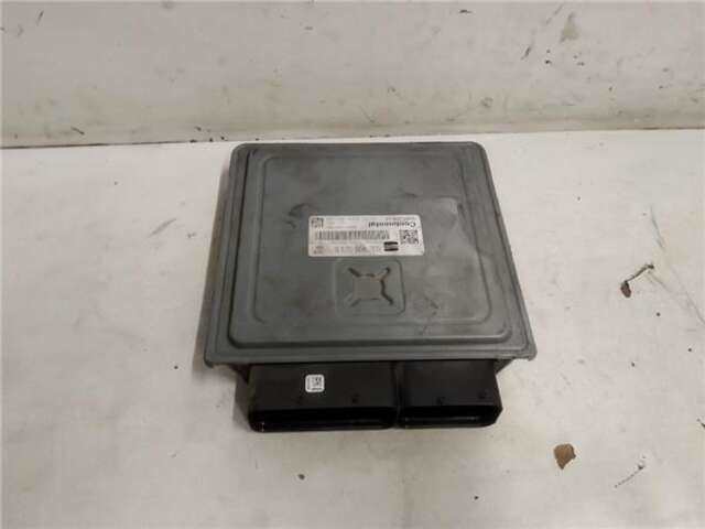 Foto 1ª: Centralita Motor ECU Seat Ibiza 1.6 TDI [CAYB]