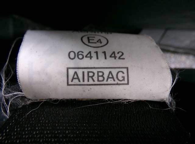 Foto 2ª: Cinturón Delantero Derecho Mitsubishi Outlander 2.0 G 2012-2015, HIBDRIDO [4B11 S61+Y61] (2013)